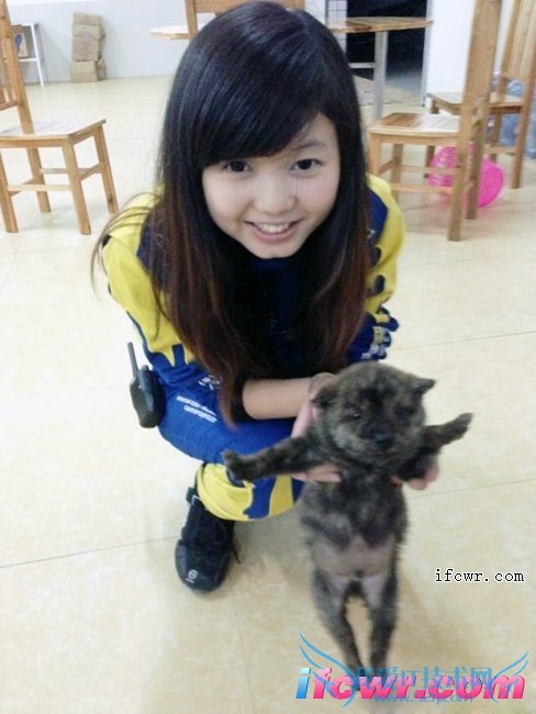 非诚勿扰4号女嘉宾华婷婷照片