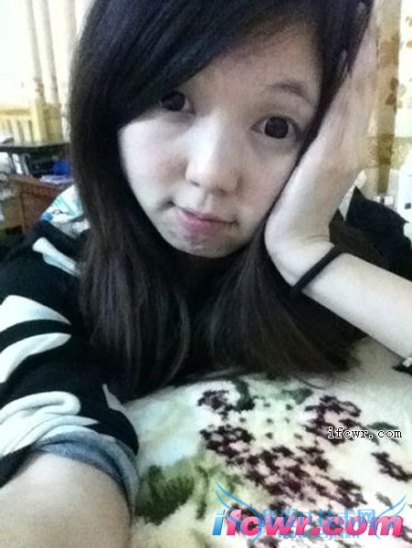 非诚勿扰4号女嘉宾华婷婷照片