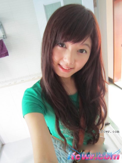 非诚勿扰4号女嘉宾华婷婷照片