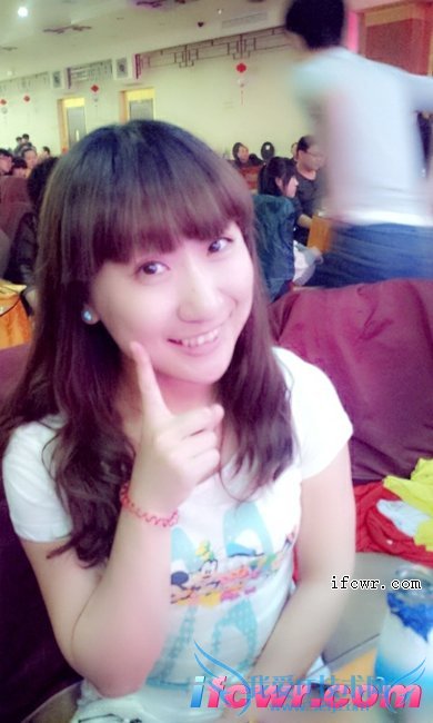 非诚勿扰曹琳梓照片