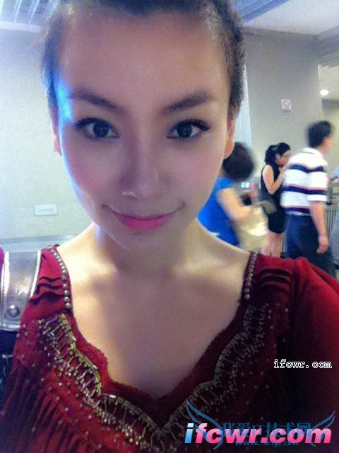 非诚勿扰8号女嘉宾宋伊妮照片