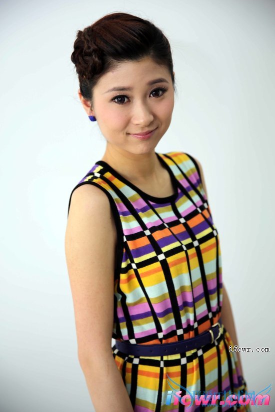 非诚勿扰16号女嘉宾肖微照片