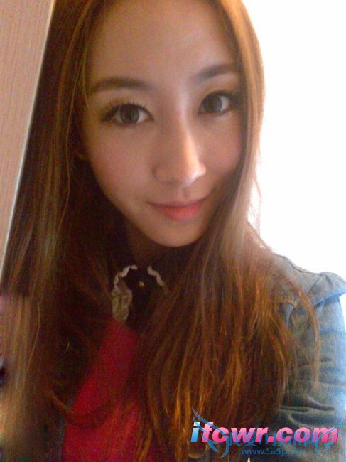 非诚勿扰4号女嘉宾那虹照片