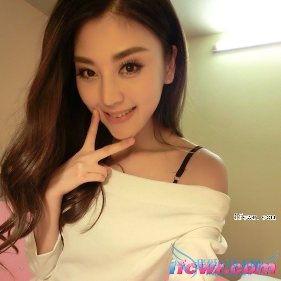 非诚勿扰女嘉宾龚美琪照片