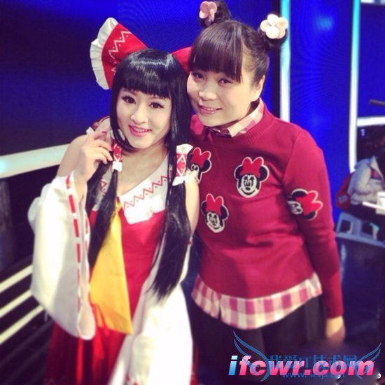 非诚勿扰24号女嘉宾何颖娇照片