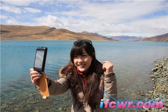 非诚勿扰5号女嘉宾尹佳照片