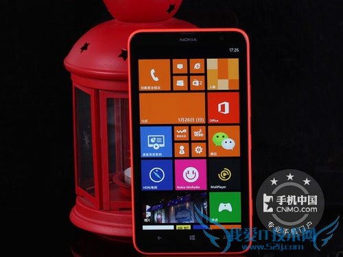 图为 诺基亚Lumia1320