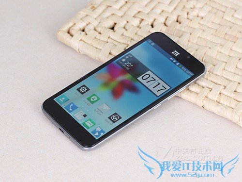 图为 中兴天机Grand SⅡ LTE