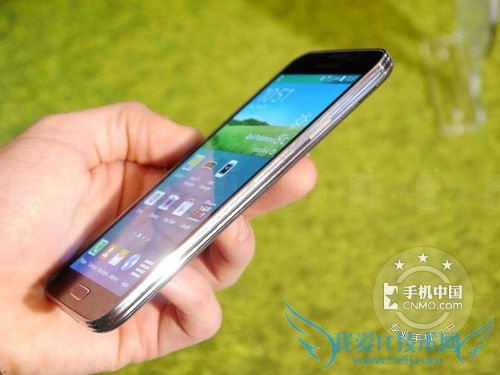 图为 三星GALAXY S5