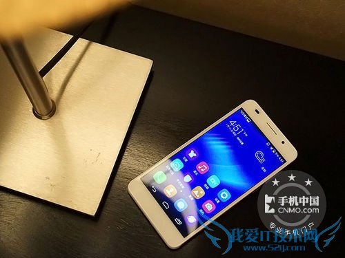 图为 华为荣耀6