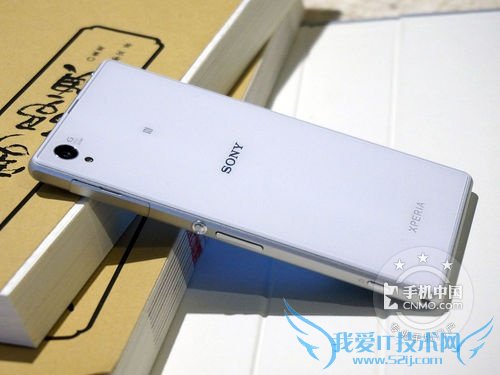 图为:索尼L39h(Xperia Z1)反面