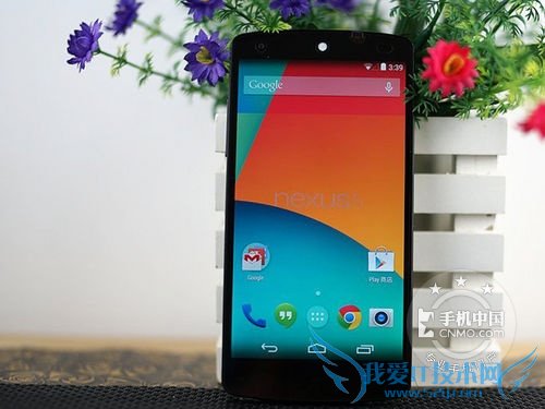图为 LG nexus5 正面