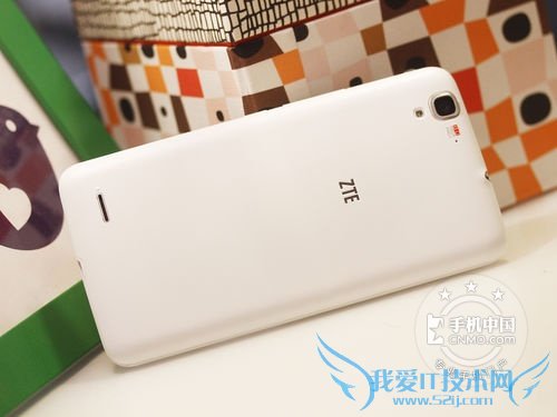 中兴Memo 5S 手机