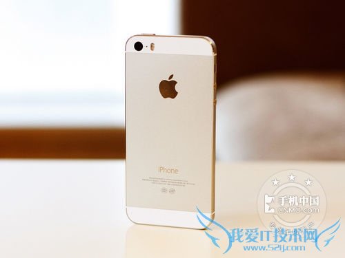 图为:苹果iPhone5S 背面