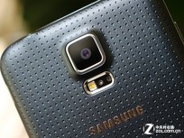 图为国际版三星GALAXY S5