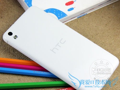 图为:HTC Desire 816w(联通版)手机背面