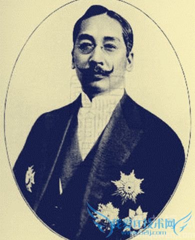 王光美的家族成员 王光美的父亲母亲是谁 王光美的家族成员 王光美的父亲母亲是谁