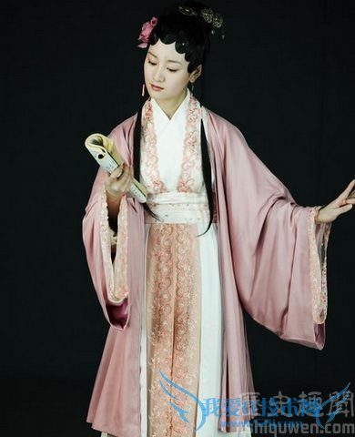 甄士隐女儿剧照 甄士隐女儿剧照