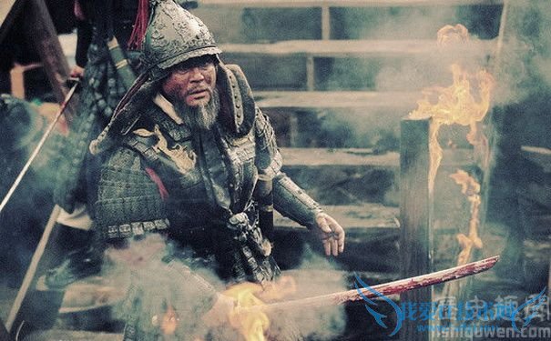 崔岷植扮演的李舜臣将军剧照 崔岷植扮演的李舜臣将军剧照