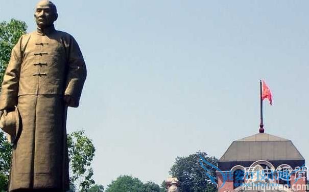 孙中山雕像 孙中山雕像