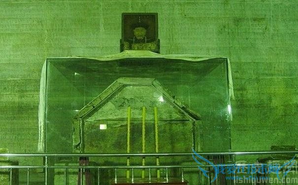 乾隆墓地实景图 乾隆墓地实景图