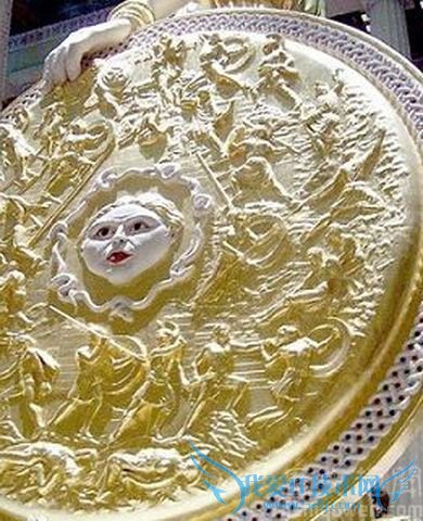 雅典娜是谁 雅典娜的武器是什么 雅典娜是谁 雅典娜的武器是什么