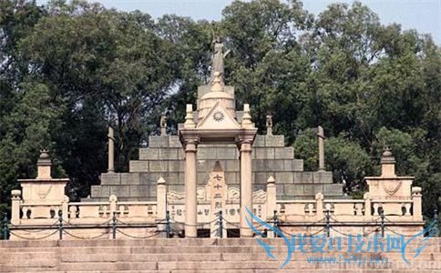 黄花岗起义的背景 黄花岗起义的烈士 黄花岗起义的背景 黄花岗起义的烈士