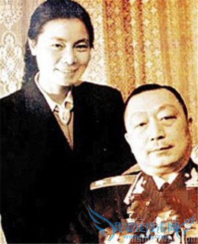 聂荣臻元帅的简介 聂荣臻逝世 聂荣臻元帅的简介 聂荣臻逝世