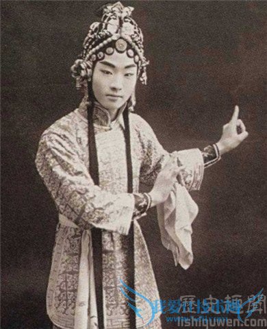 程砚秋的简介 程砚秋是怎么死的 程砚秋的简介 程砚秋是怎么死的