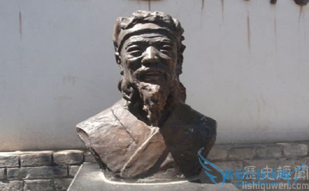 马致远雕塑 马致远雕塑