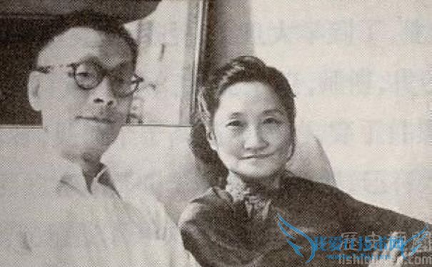 徐志摩与陆小曼合照 徐志摩与陆小曼合照