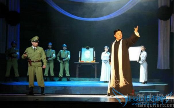 话剧中李四光爱国