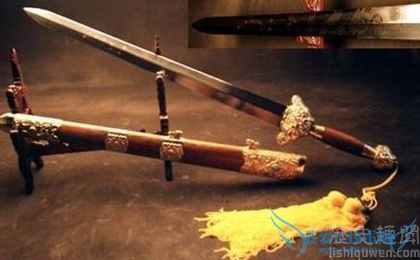 尚方宝剑 尚方宝剑