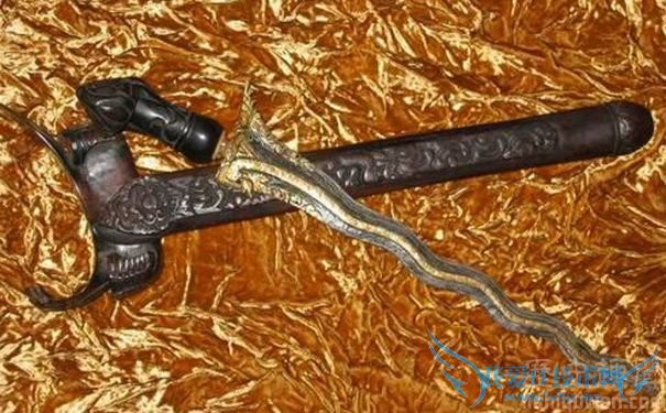 圣诞马来剑 圣诞马来剑