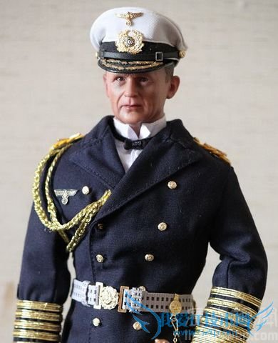 邓尼茨为什么没有死刑 邓尼茨的晚年生活 邓尼茨为什么没有死刑 邓尼茨的晚年生活