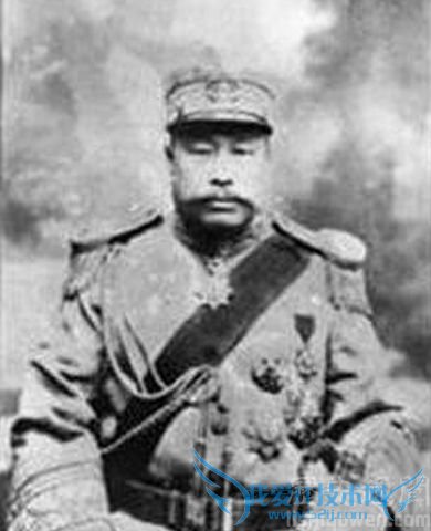 汤玉麟为何放弃热河 汤玉麟死后12年在干什么 汤玉麟为何放弃热河 汤玉麟死后12年在干什么