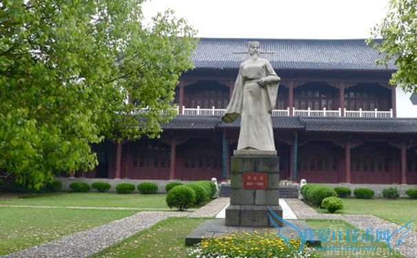 王安石雕像 王安石雕像