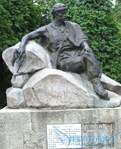 袁文才雕像 袁文才雕像