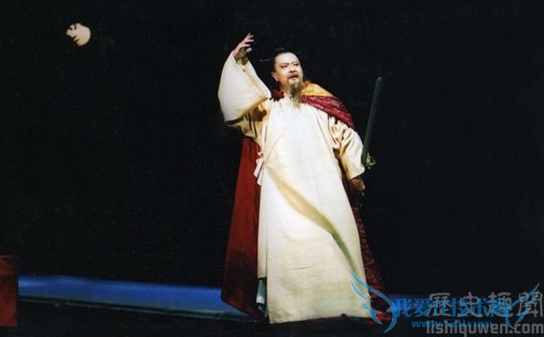 仗剑远游的李白 仗剑远游的李白