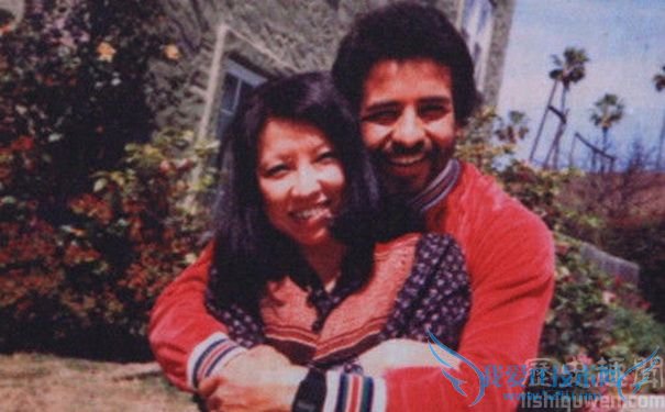 三毛和荷西合照 三毛和荷西合照