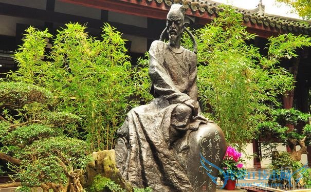 杜甫雕像 杜甫雕像