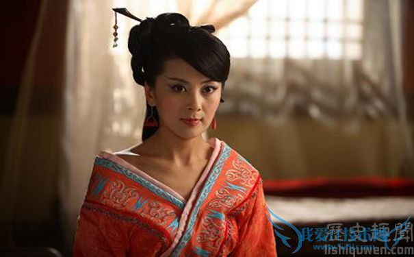 《母仪天下》中桑叶红版傅昭仪 《母仪天下》中桑叶红版傅昭仪