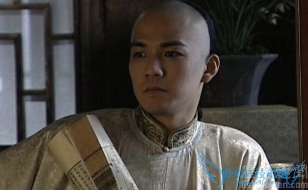 纳兰容若的简介 纳兰容若的爱情 纳兰容若的简介 纳兰容若的爱情