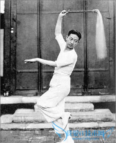 戏曲宗师梅兰芳的故事 梅兰芳体系是什么 戏曲宗师梅兰芳的故事 梅兰芳体系是什么