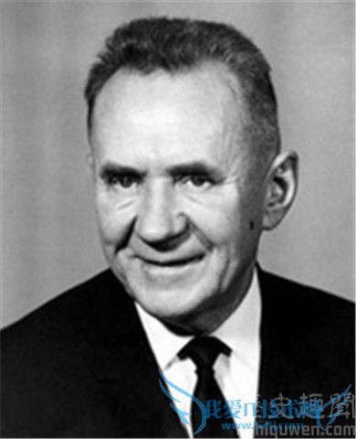 柯西金与接线员的故事 柯西金与周恩来的联系 柯西金与接线员的故事 柯西金与周恩来的联系