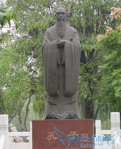 孔子雕像 孔子雕像