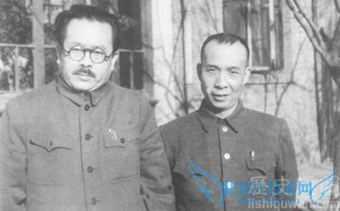 任弼时与李富春(右) 任弼时与李富春(右)