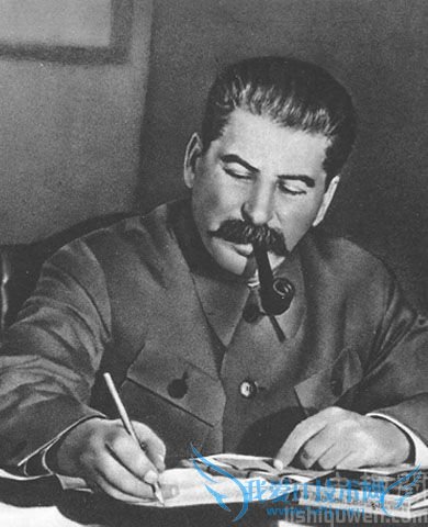 办公中的斯大林 办公中的斯大林