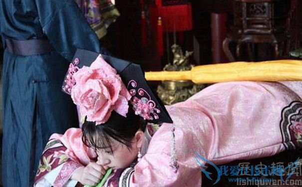 珍妃被打板子图片 珍妃被打板子图片
