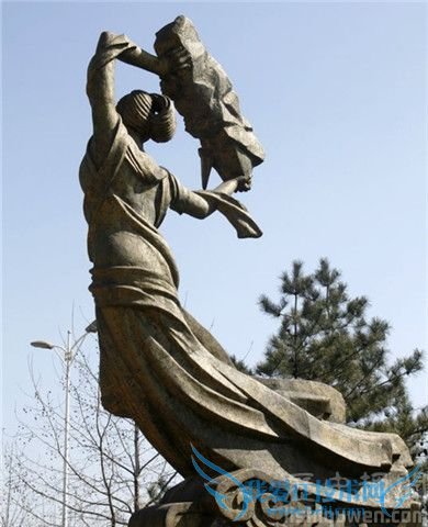 女娲补天塑像 女娲补天塑像